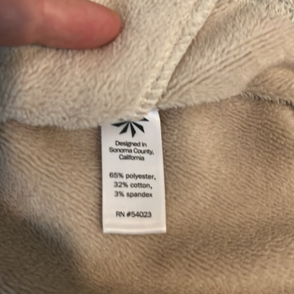 Athleta Cozy Karma Asym Pullover, Oatmeal Heather with Rose Gold Zipper, small - Picture 8 of 9
